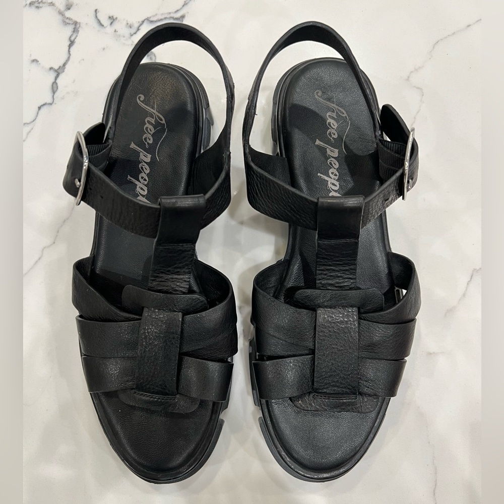 NWOB Free People Brooks Fisherman Gladiator Sandals Black Size 40/ Size 9.5 - Picture 6 of 13